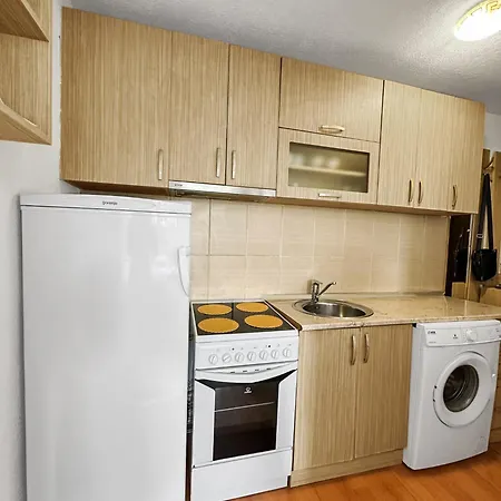 アパート Aliam *