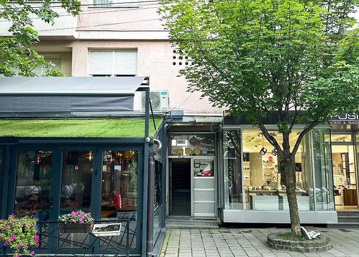 Aliam * نوفي بازار